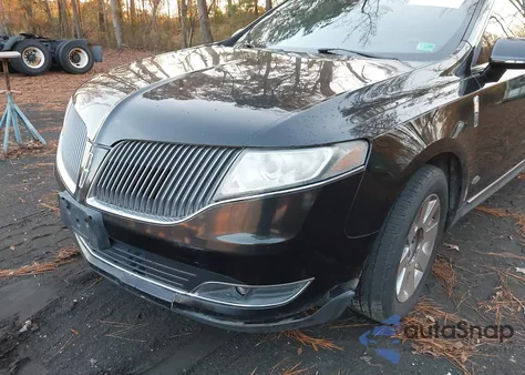 2013 Lincoln Mkt Limo/Hearse z USA, uszkodzony, nr VIN 2L1MJ5LK7DBL55533